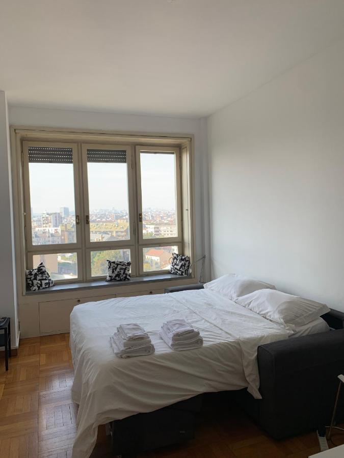 Monolocale Con Vista Su Milano Apartment Exterior photo